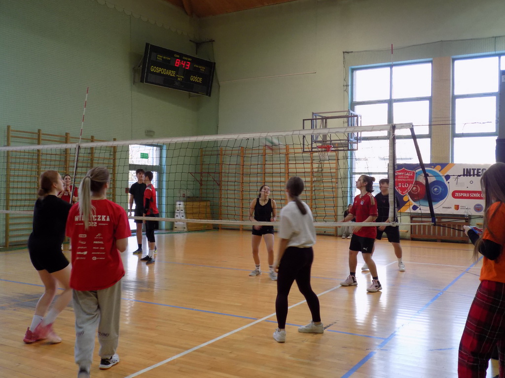 Zdjęcie Mikołajki_2023 (6)a8c5ea56-6107-4dd1-a4b1-827f2b6ca81b.jpg w galerii Mikołajki w II LO